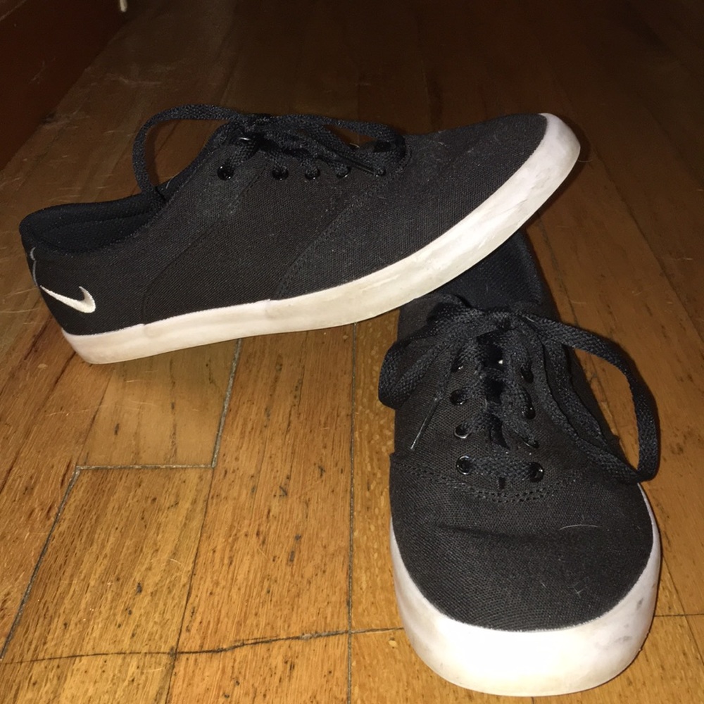 Nike Black Casual Sneaker Shoe 8.5
